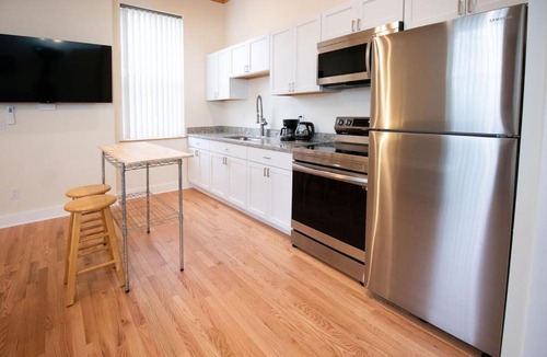 North Upper Street Apartment | Quiet, gated oasis near downtown Lexington