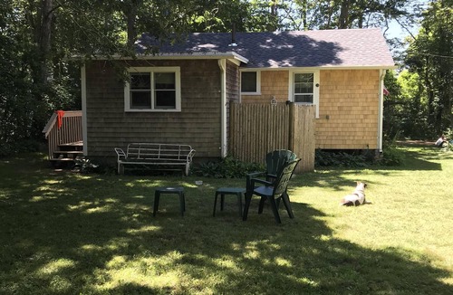 Mattapoisett Center Cottage | Quiet Hideaway - 900 Feet from Private Crescent Beach