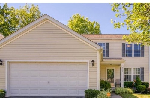 Northeast Columbus House | Quiet neighborhood, 10min to airport, 5min to Easton mall. Nonsmokers only