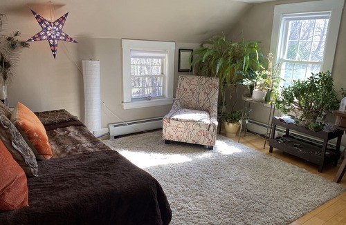 York Harbor Apartment | Quiet Oasis