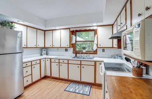 Linn Grove Cottage | Quiet Retreat in Bluffton: Fish, Hike & Golf
