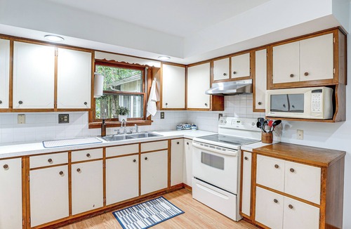 Linn Grove Cottage | Quiet Retreat in Bluffton: Fish, Hike & Golf