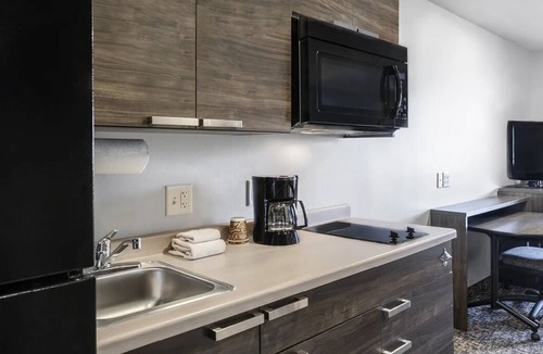 St. Joseph Hotel | Quiet Room w/Private Bath, Dining & Cooking Near Interstate