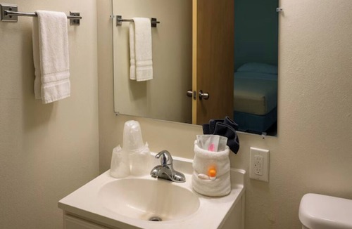 Wolf Point Hotel | Quiet Stay for Exploring Wolf Point’s Landmarks | L.M. Clayton Airport - 4.2 mi