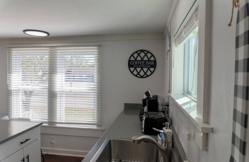 Southwest Harbor House | Quietside Hideaway @Acadia National Park, A/C, Seafood, Fire pit, sleeps 12