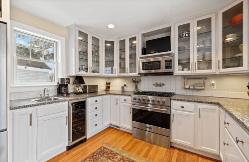 Kennebunk House | Quintessential Beach House at Gooch's