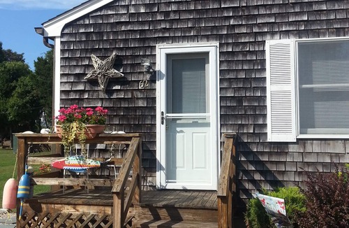 Matunuck Cottage | Quintessential Cottage in Matunuck