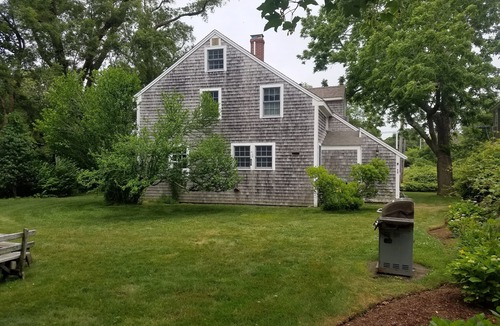 East Dennis House | Quivet Neck Beauty - walk to coveted Sea Street Beach!