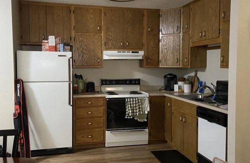 Sioux Falls Apartment | R Place - Peaceful and quiet apartment! Easy access to all surrounding area.