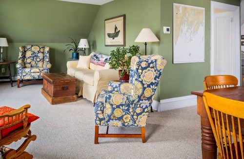 Tenants Harbor Apartment | R&R in MAINE Harbor Lookout on Tenants Harbor OPEN All Year