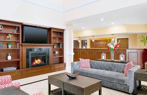 Elizabethtown Hotel | Ramada by Wyndham Elizabethtown