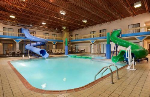 Fargo Hotel | Ramada by Wyndham Fargo