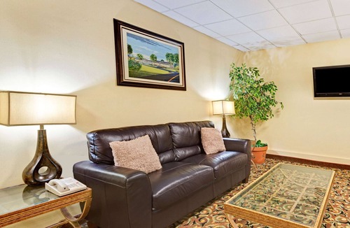Kittery Hotel | Ramada by Wyndham Kittery