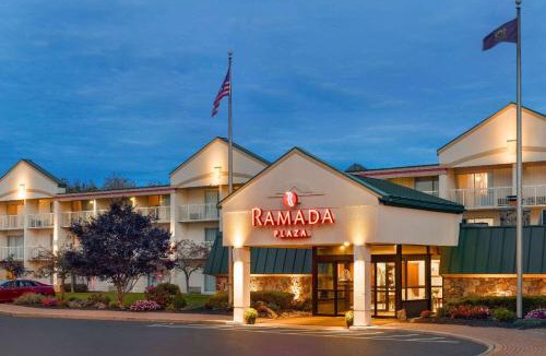 Nasons Corner Hotel | Ramada Plaza by Wyndham Portland
