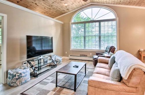 Readfield House | Readfield Retreat w/Lake Maranacook Views!