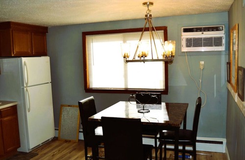 Grand Forks Apartment | Red 3: A Cozy Two-bedroom Apartment