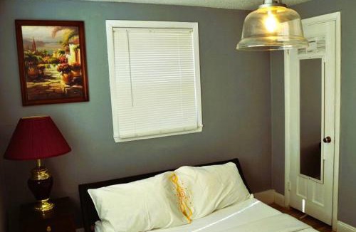 Grand Forks Apartment | Red 3