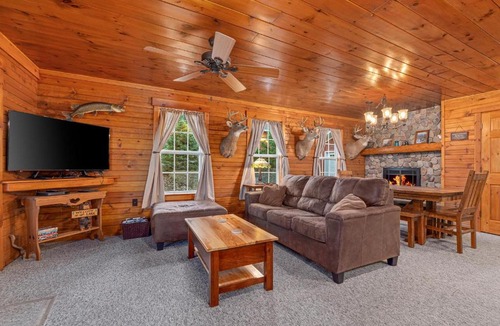 Arbor Vitae House | Red Arbor Retreat in Arbor Vitae WI