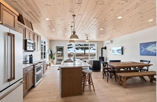Garrison House | Red House #5 - Entire Home