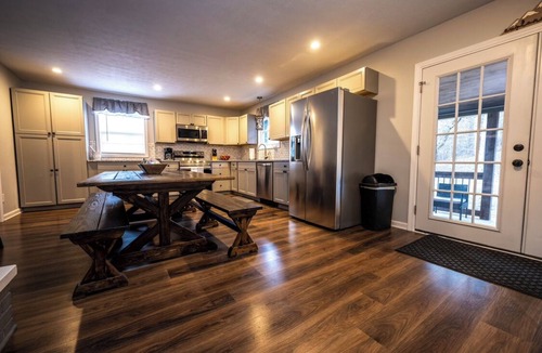 Clay City House | Red River Gorge! 5 bed/3bath on 8 private acres! Hot tub, Arcade room, Garage