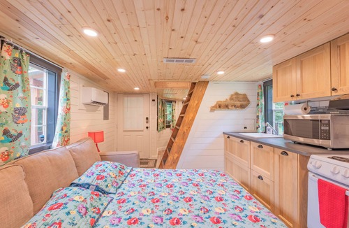 Beattyville Cabin | Red River Gorge Getaway - Private- Fast Wifi - Fire Pit