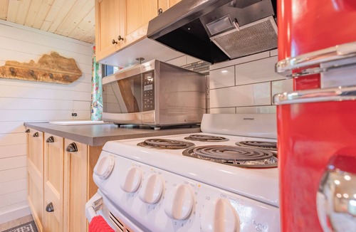 Beattyville Cabin | Red River Gorge Getaway - Private- Fast Wifi - Fire Pit