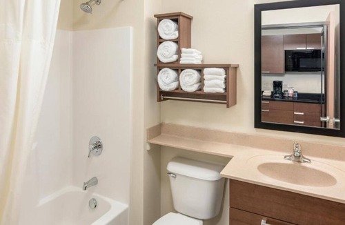 Jamestown Hotel | Relax in a Welcoming 2-Queen Room with kitchenette