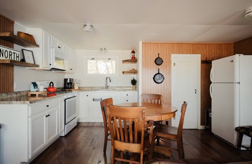 Manitowish Waters Cabin | Relax in Bayview Cabin MW Chain, June Opening