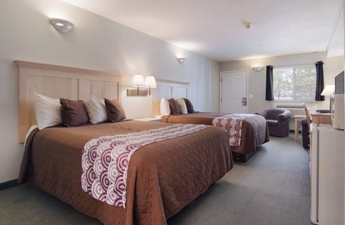 Bellaire Hotel | Relax Inn at Shanty Creek