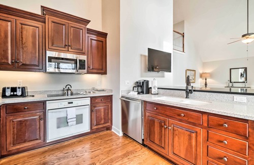 Pegram House | Relax Poolside! Family Getaway in Nashville Area