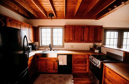 Sugar Grove Cabin | Relax, Reconnect and Release at Magnolia Retreat