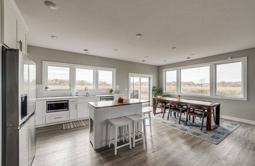 Pine City House | Relaxation Awaits at Sunnyside Cottage - Pine City