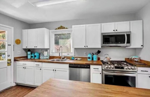 Picadome House | Relaxing getaway in the heart of Lexington
