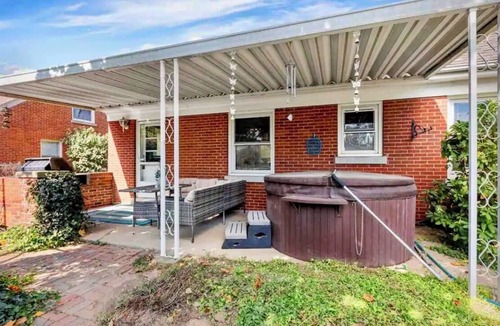 Picadome House | Relaxing getaway in the heart of Lexington