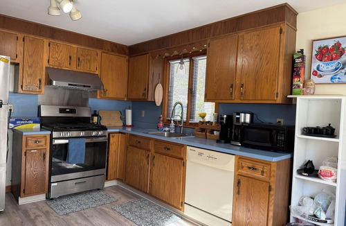 East Harwich House | Relaxing Harwich retreat with beautiful back yard/pet friendly!