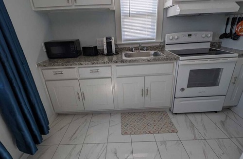 North Truro Cottage | Relaxing Retreat at the Pearl VIP Sunday Cottage located at the Oceana Cottages