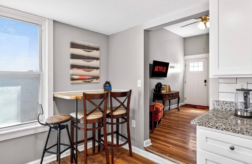 Shelby Park House | Relaxing & spacious home near Shelby Park District