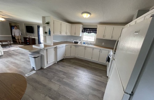Bark River House | Relaxing Two Bedroom Home in a Country Setting