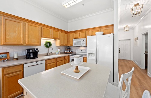 Seagrove Beach Condo | Remarkably Updated 3/2 in Seagrove Highlands - Gulf Views Sleeps 9!