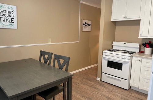 Owensboro House | Remodeled 3bd house near airport.