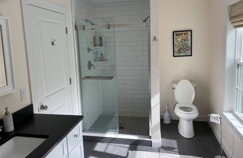 Adamsville House | Remodeled Acoaxet home w/2 passes at Atlantic Beach Club