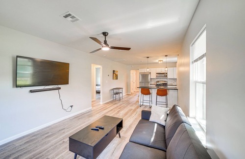 Tulsa House | Remodeled Tulsa House w/Yard ~ 4 Mi to Downtown!