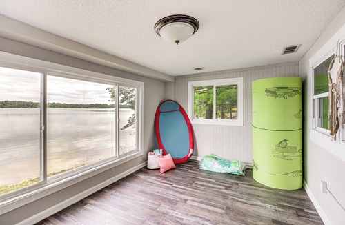 Brainerd Cabin | Renovated Brainerd Cabin on Lake: Fish & Swim!