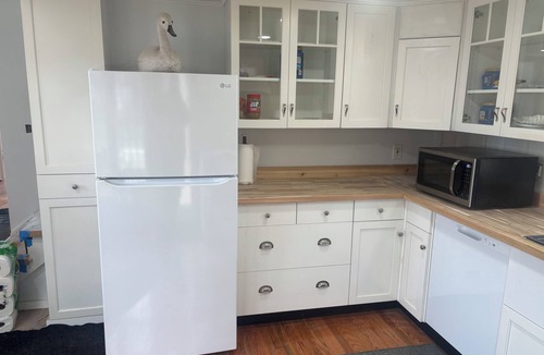 South Chatham Cottage | Renovated Chatham Cottage – Steps to Beach