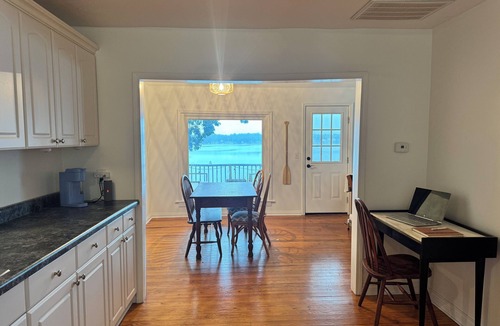 Portage Cottage | Renovated Cottage in Portage