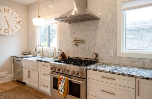 Grand Haven House | Renovated luxury home in Downtown Grand Haven
