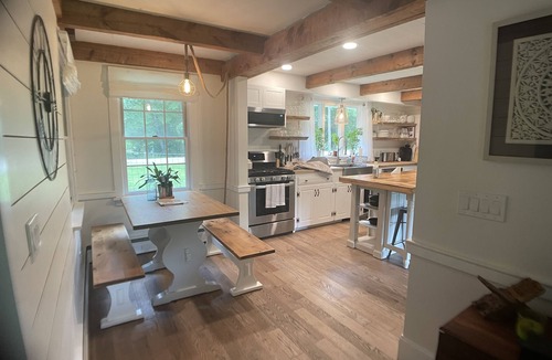 Scarborough House | Renovated Ranch 5 Bed 2 Bth, Open concept. Close to beaches, airport & Portland