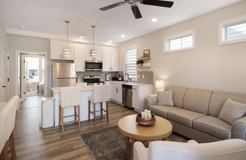 Ottawa Condo | Rent all four condo units as one