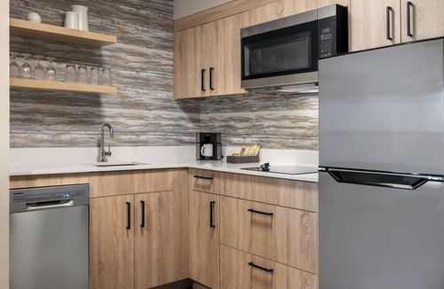 Wayne Hotel | Residence Inn by Marriott Indianapolis Airport