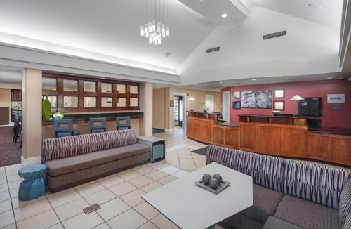 Greenwich Hotel | Residence Inn by Marriott Wichita East At Plazzio